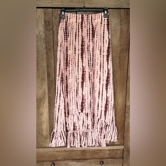 Abercrombie & Fitch Dresses & Skirts - Abercrombie & Fitch Boho Light Weight  Maxi Skirt Hi-Low Ruffle Size S